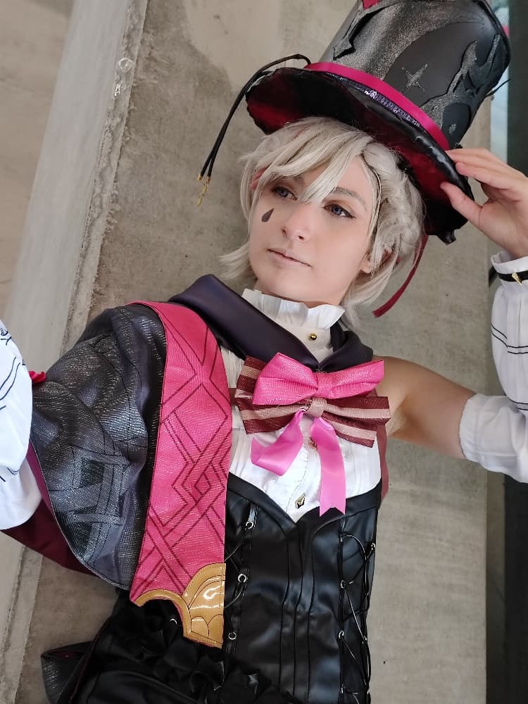 Lyney-Genshin impact - Photo 6