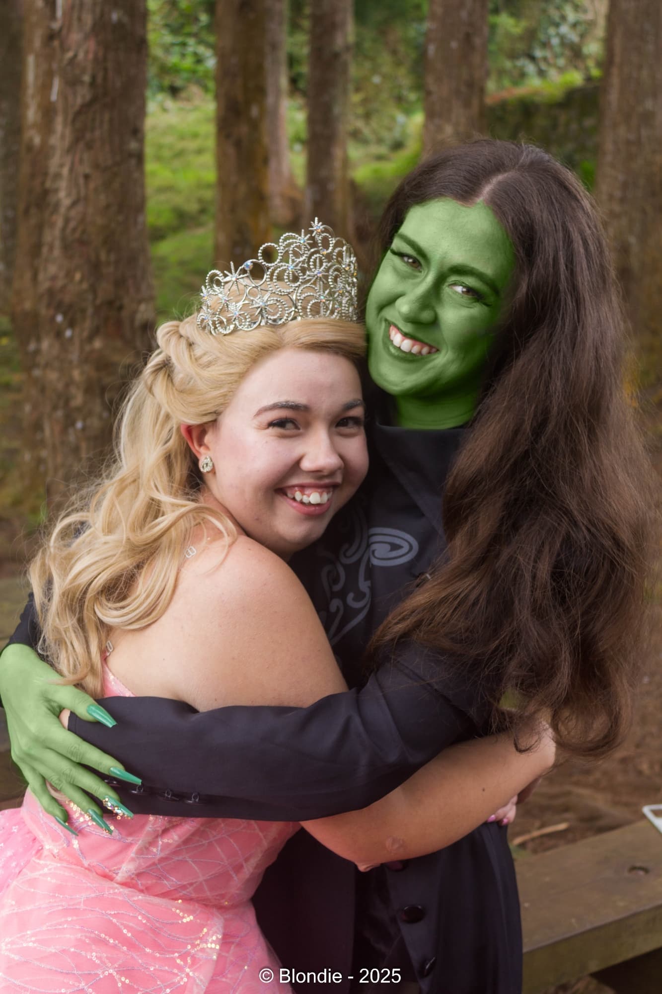 Elphaba & Glinda💚🩷 - Photo 18