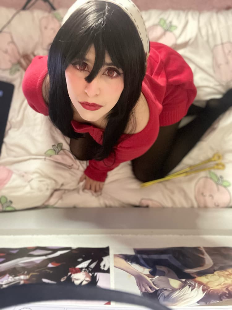 Yor Forger - Photo 23