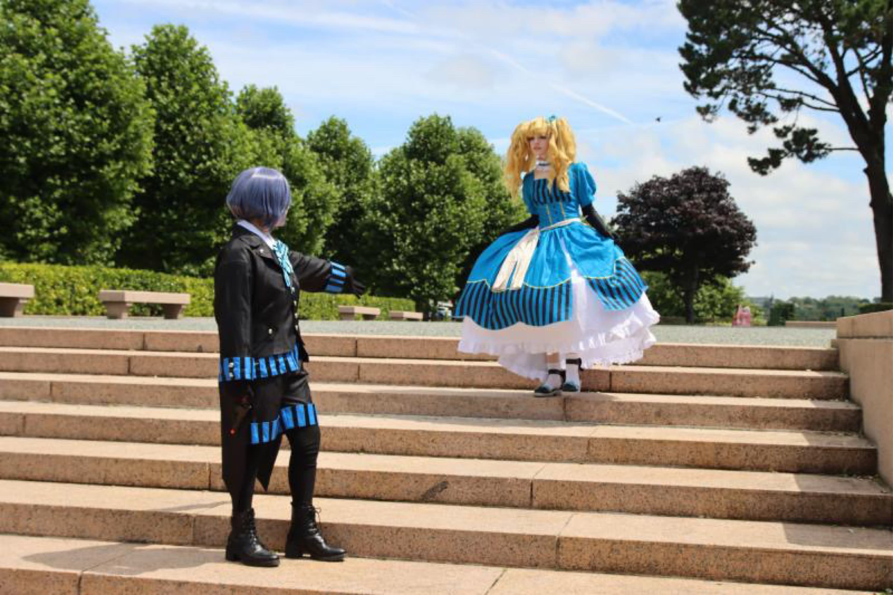 Elizabeth et Ciel - Photo 3