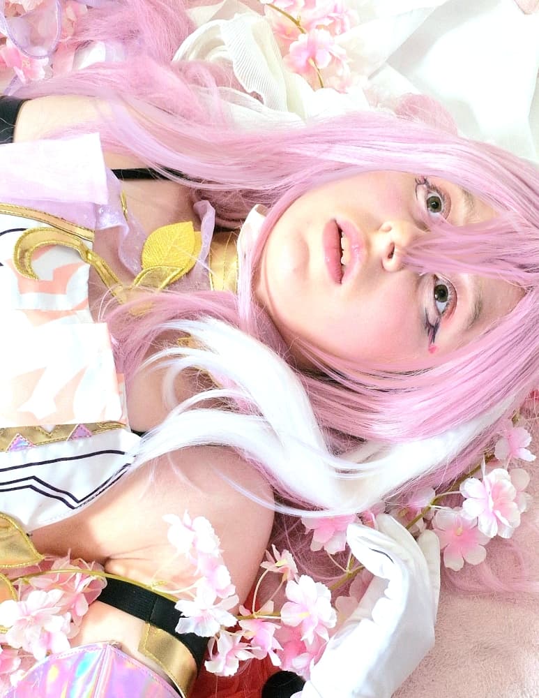 Elysia shooting solo - Photo 1