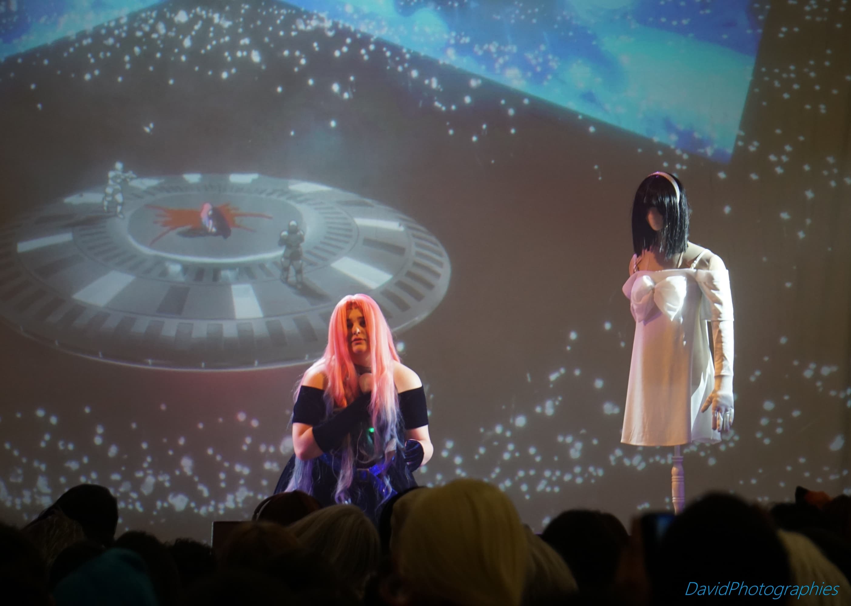Mizi on Stage  - Photo 2