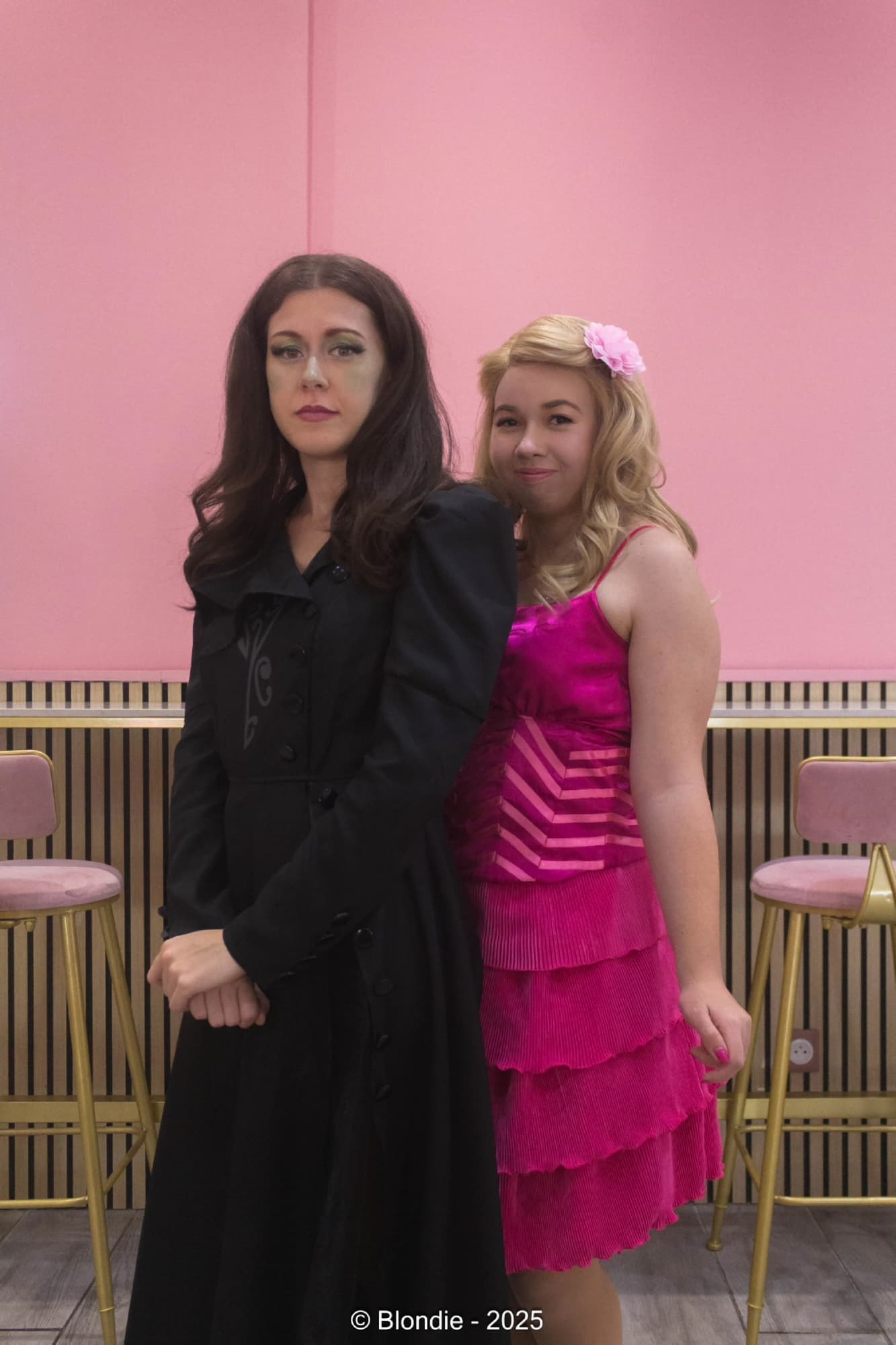 Elphaba & Glinda - Photo 18