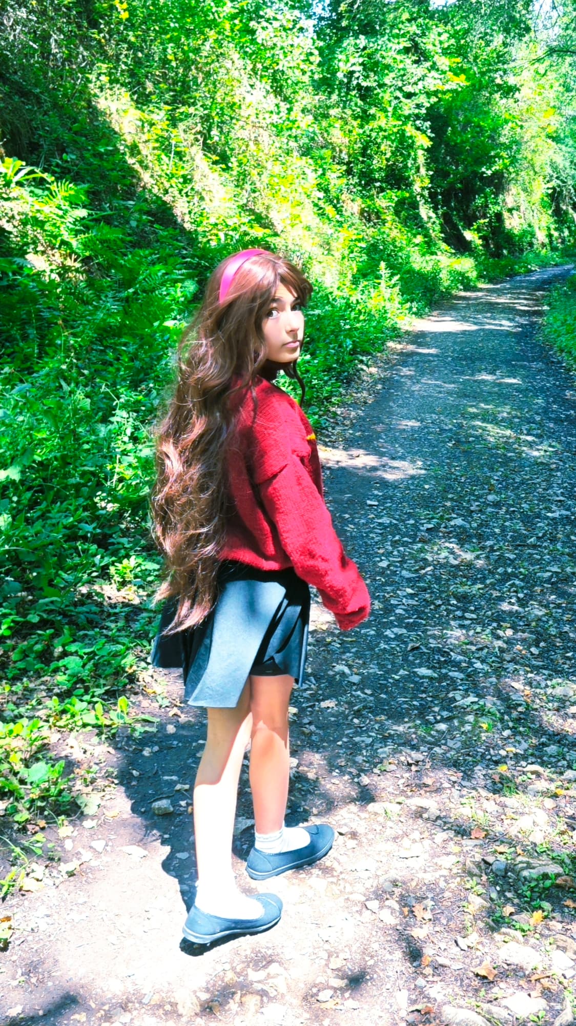 Mabel in the Forst  - Photo 4