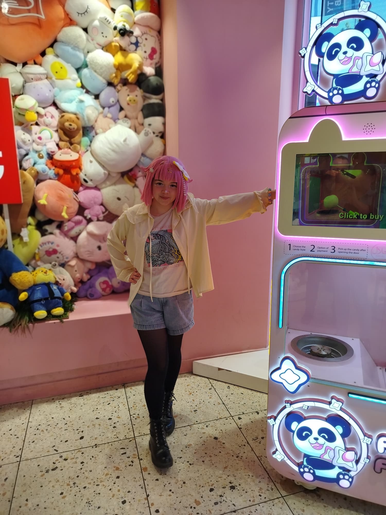 Emu 🩷🎉 - Photo 30