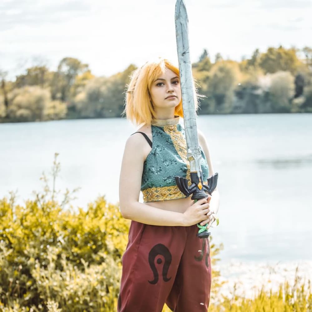 Zelda  - The Legend of Zelda cosplay photoshoot cover