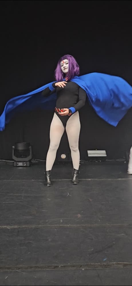 Halloween Raven - Photo 1