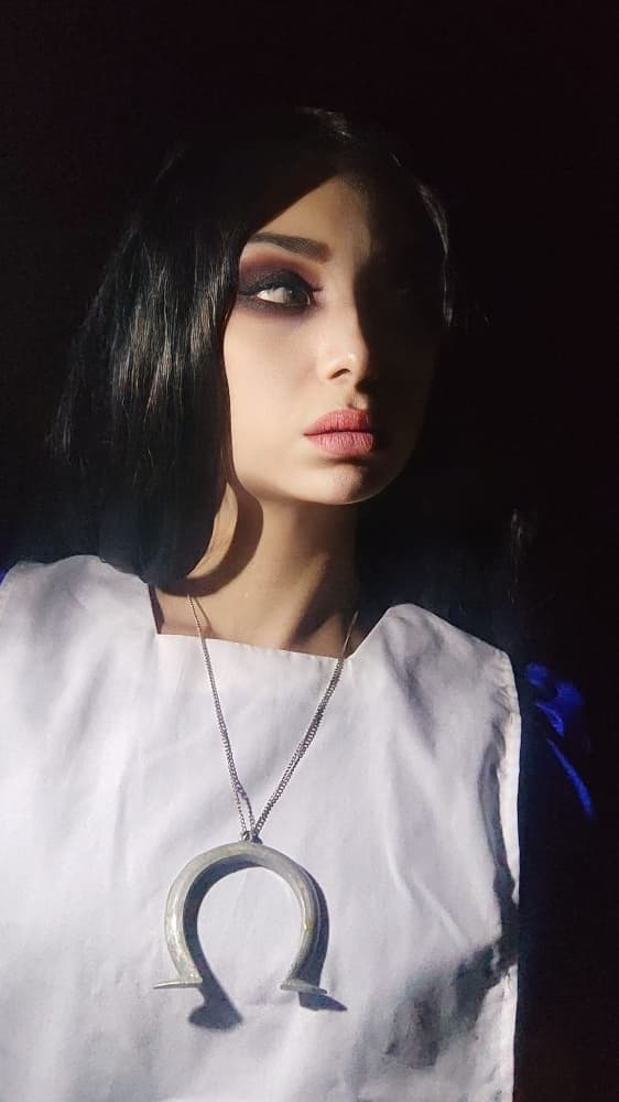 Alice Liddell (AMR)  - Photo 3