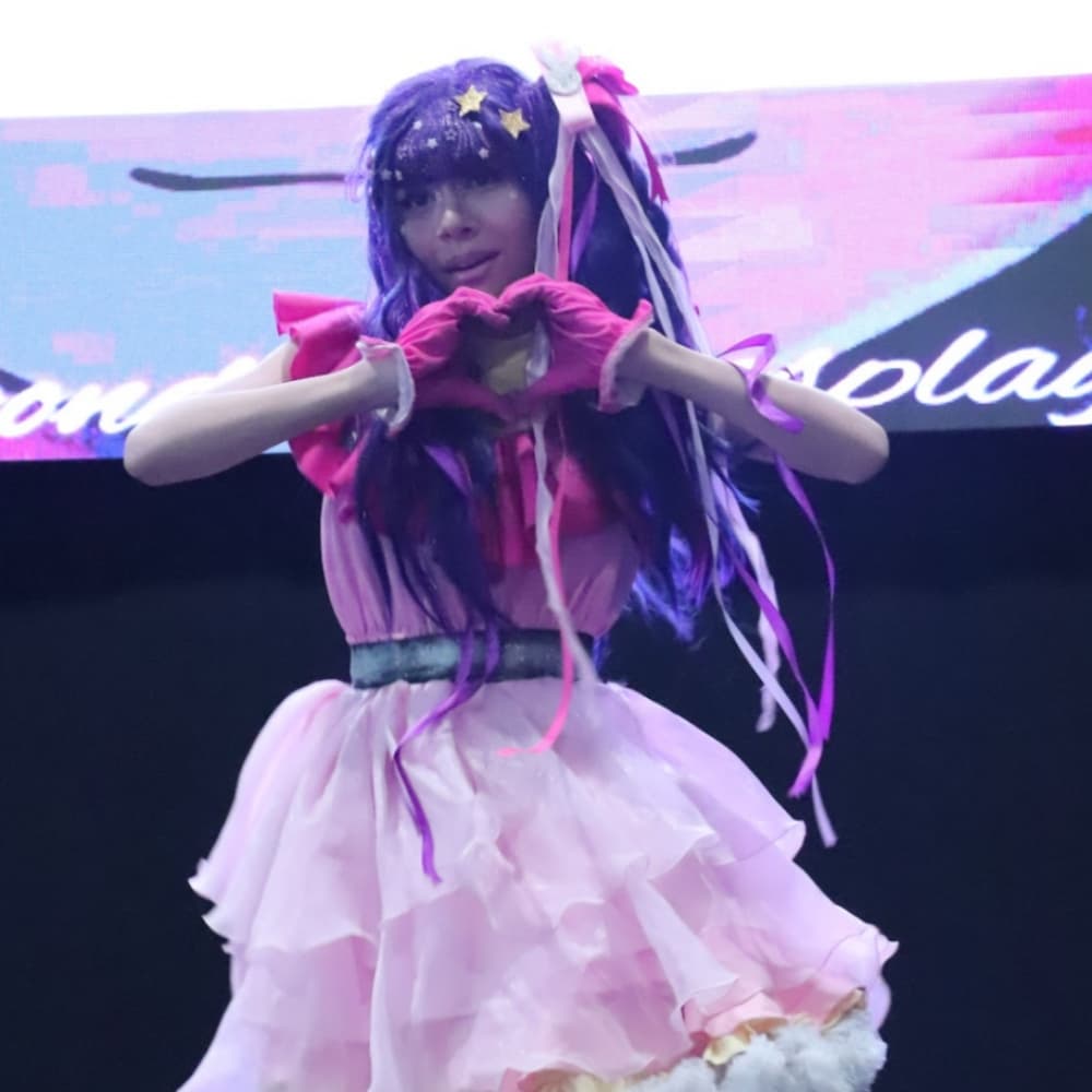 Ai - GameFest - Oshi no Ko cosplay photoshoot cover