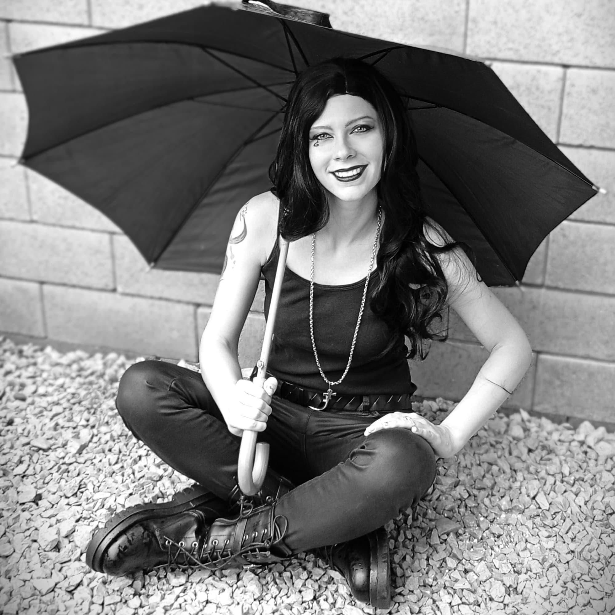 Death  - Puss in Boots cosplay photoshoot cover