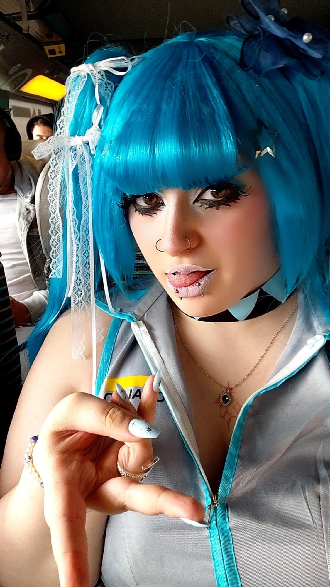 Miku Gyaru - Photo 2