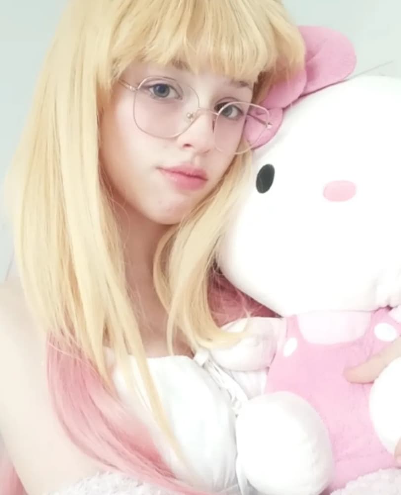 Sleepover 🩷 - Photo 1