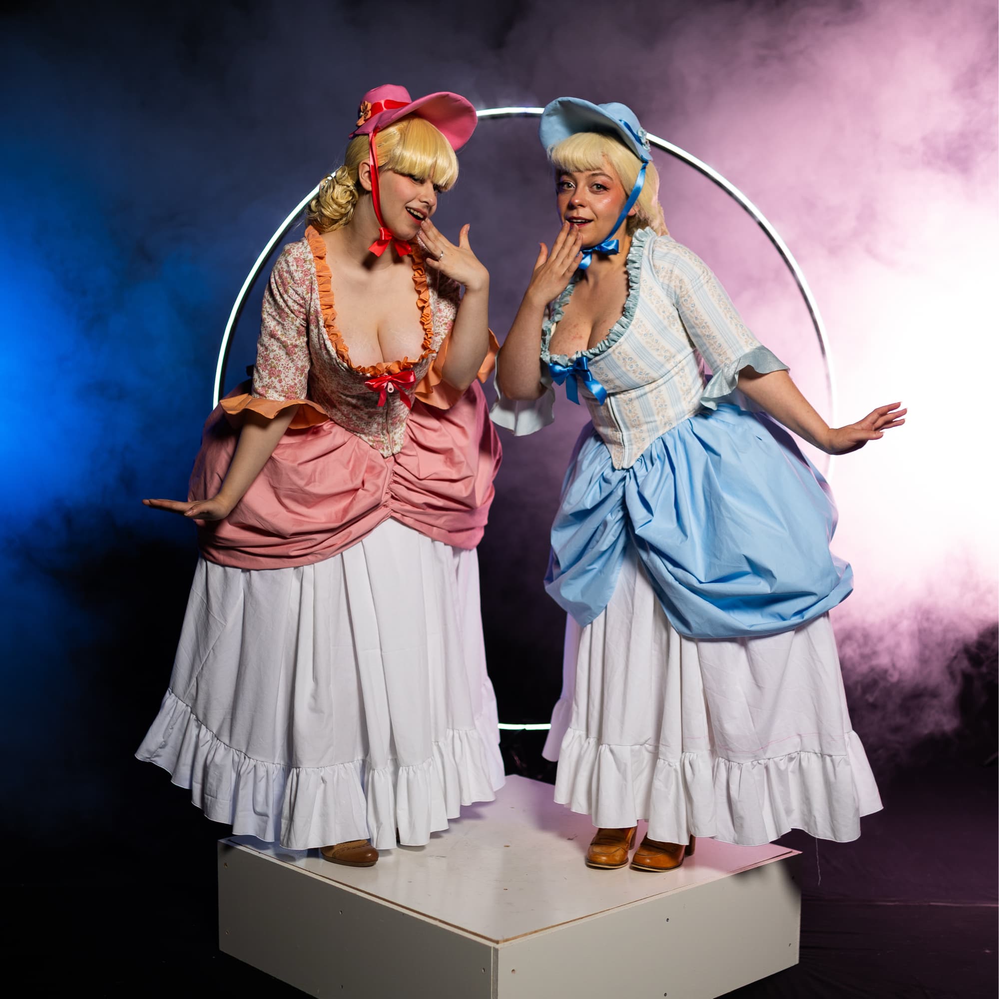 Les oies des aristoc - The Aristocats cosplay photoshoot cover