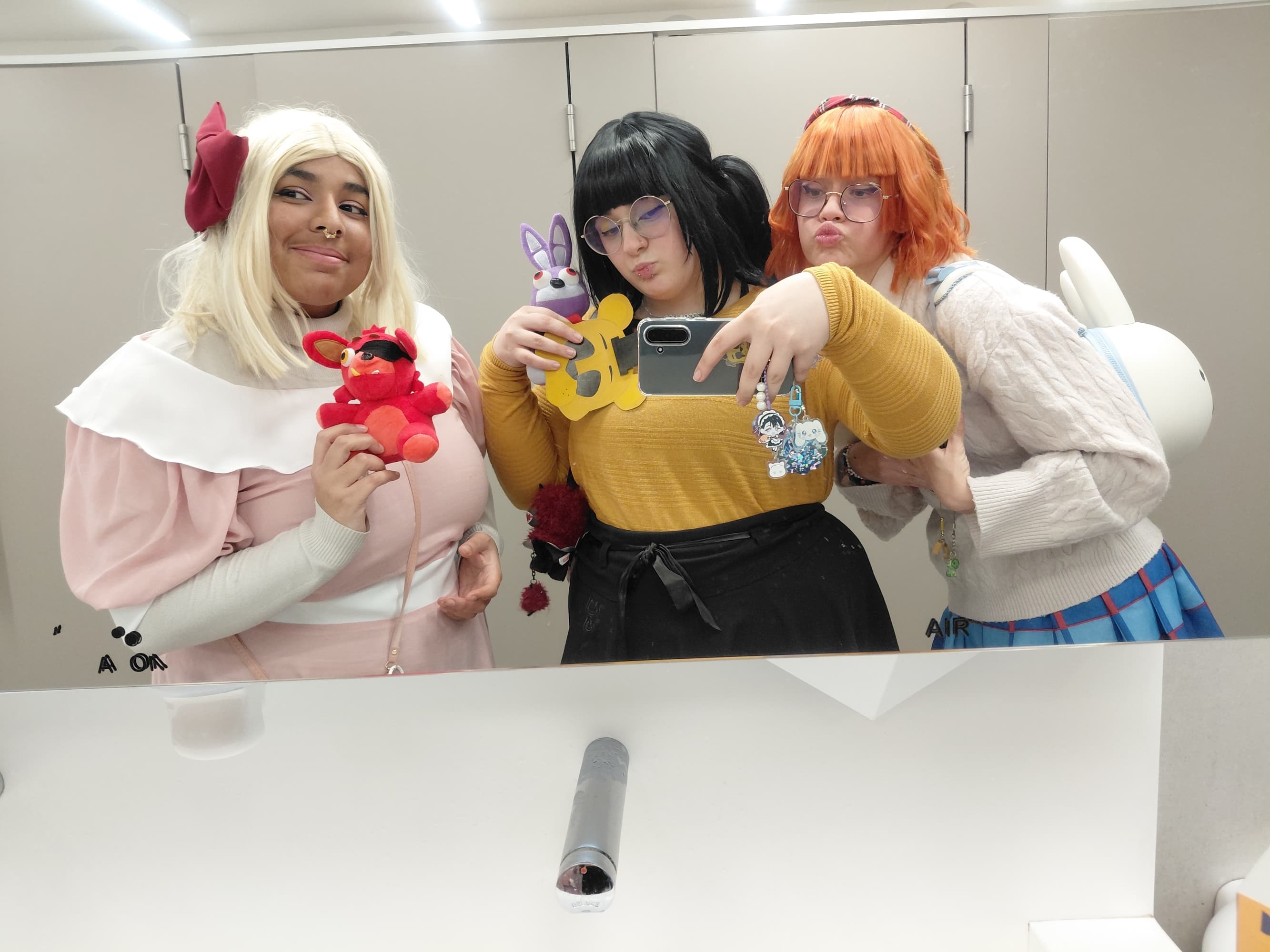 Cassi, Eliza, Susie - Photo 3