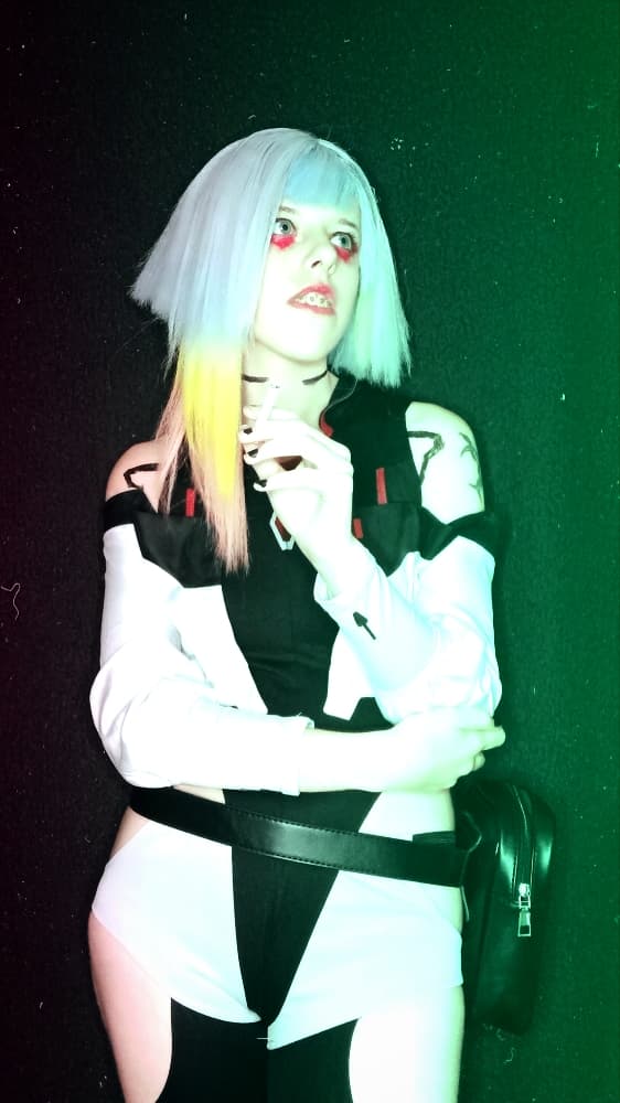 Lucy Kushinada - Photo 2