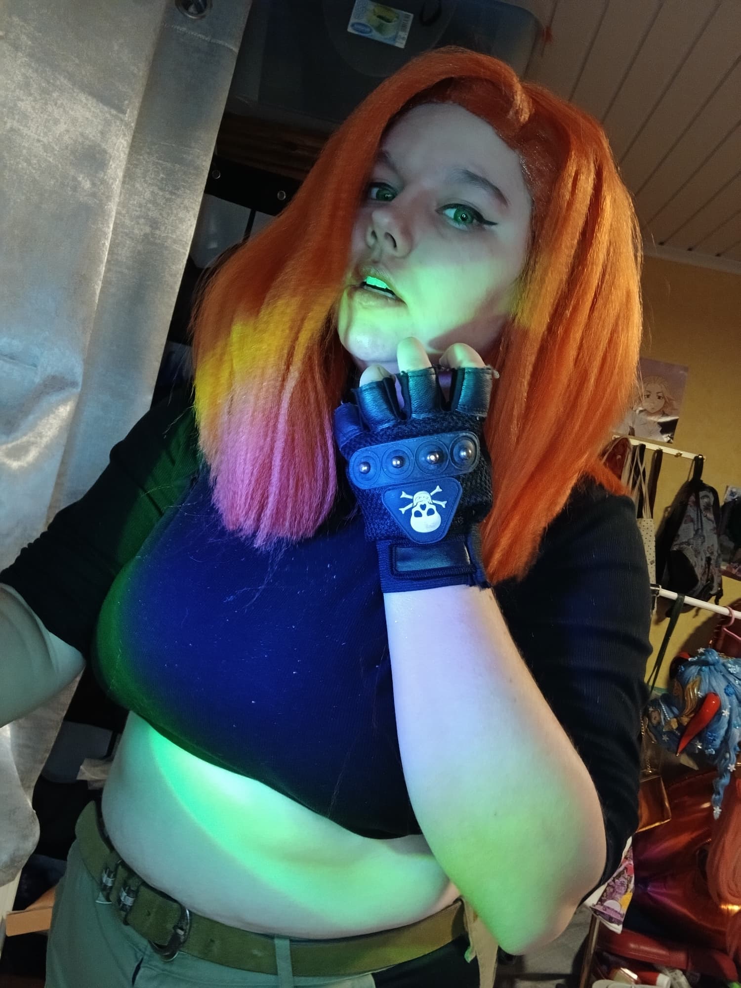 Kim at home - Photo 10