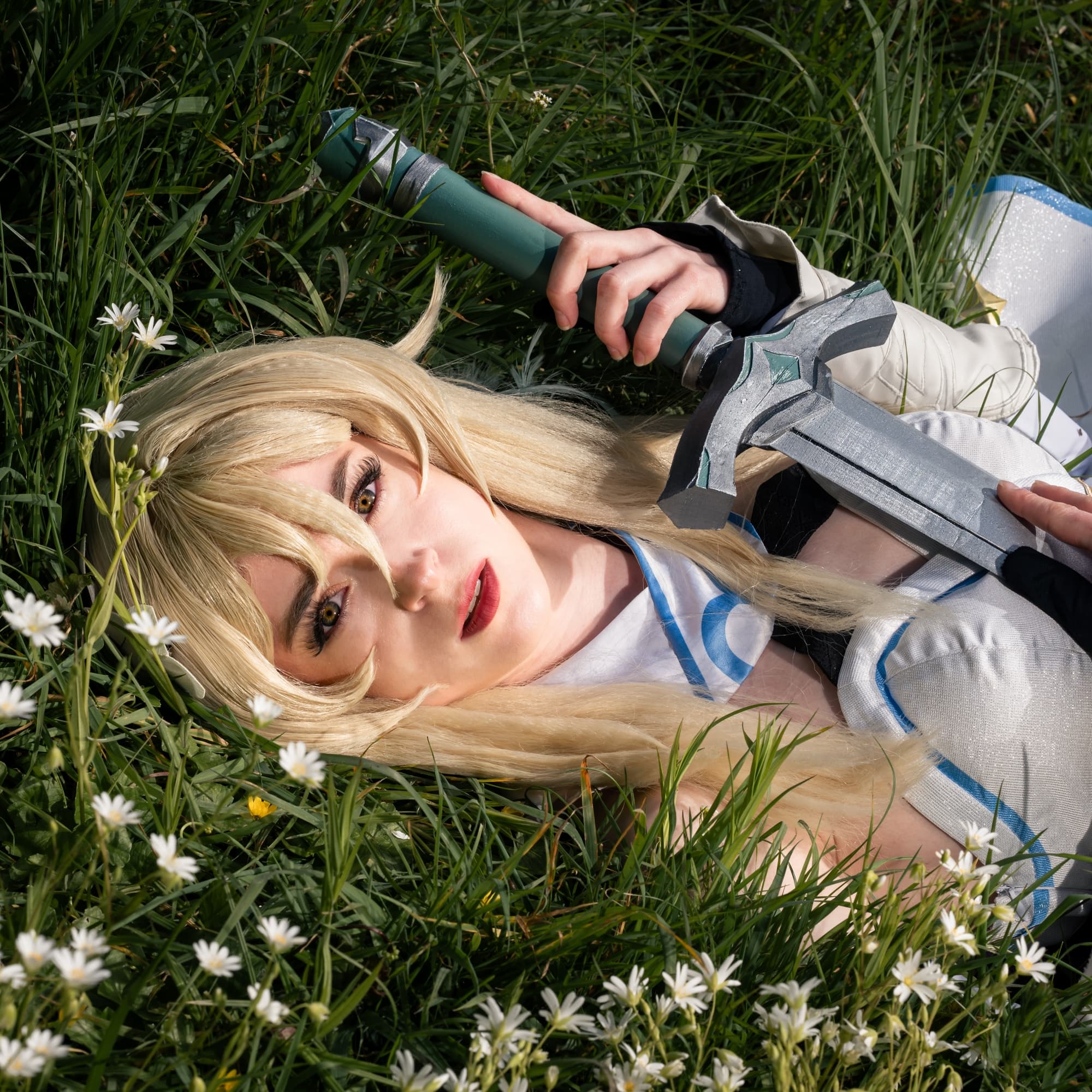 Lumine - Genshin Impact cosplay photoshoot cover