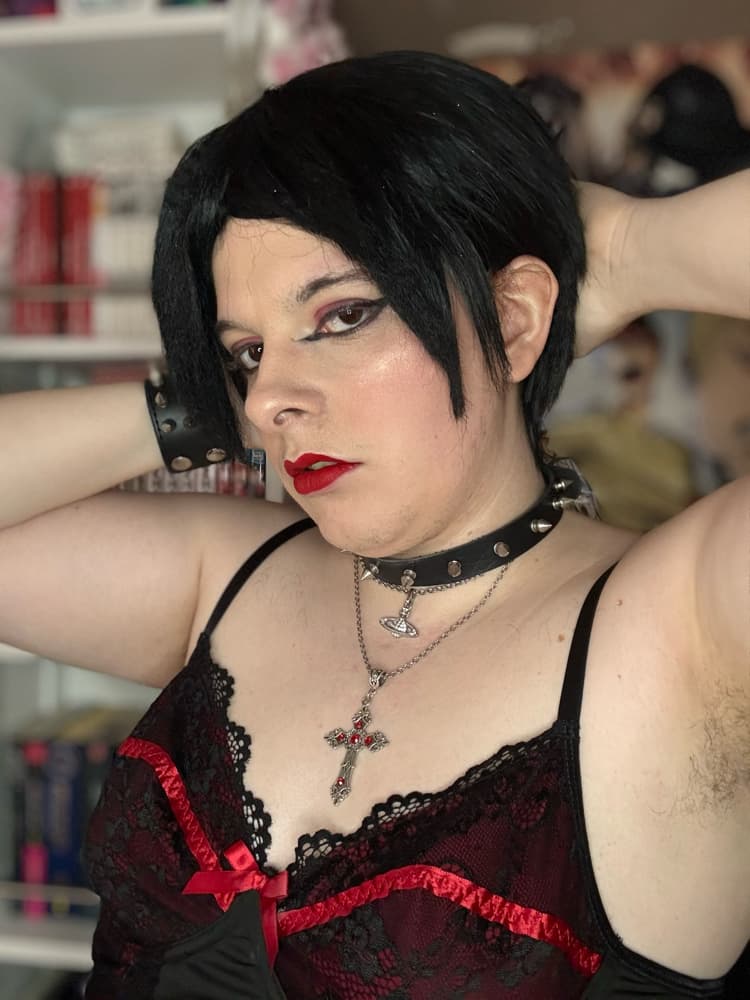 Nana Osaki - Photo 2