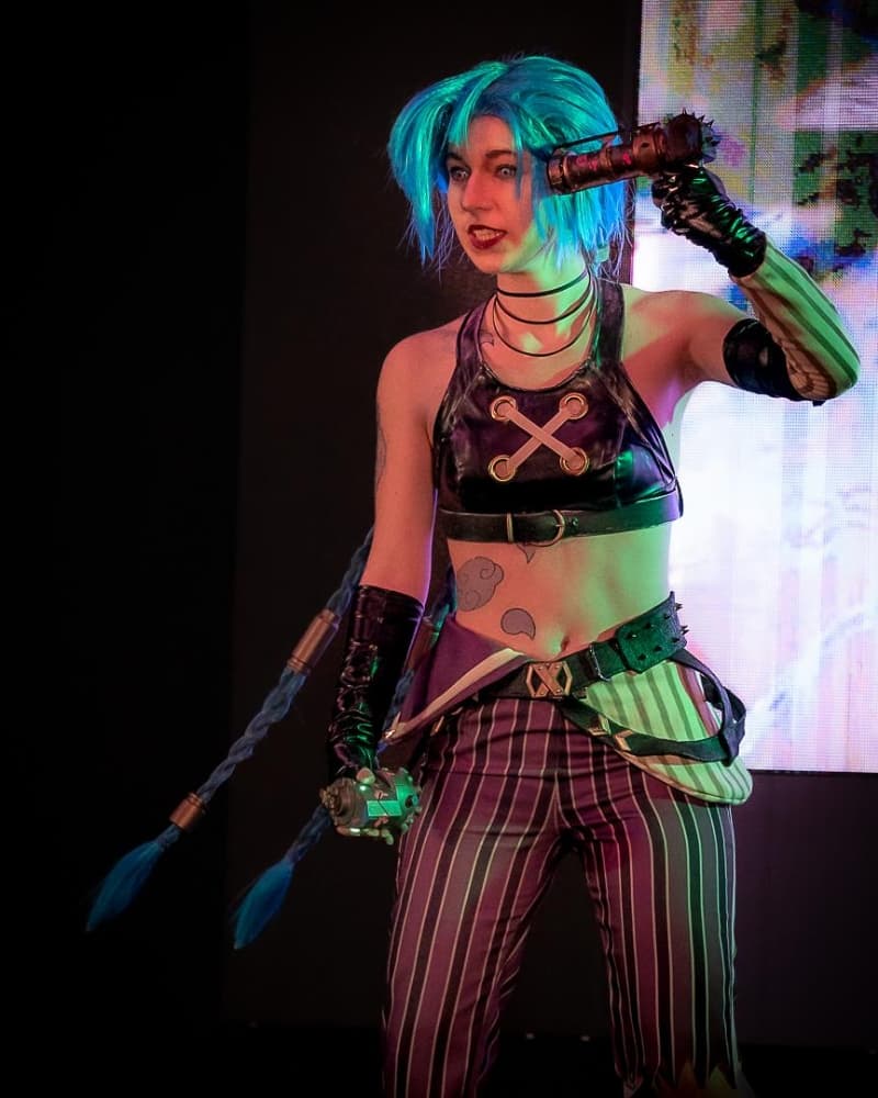 Jinx on stage - Photo 1