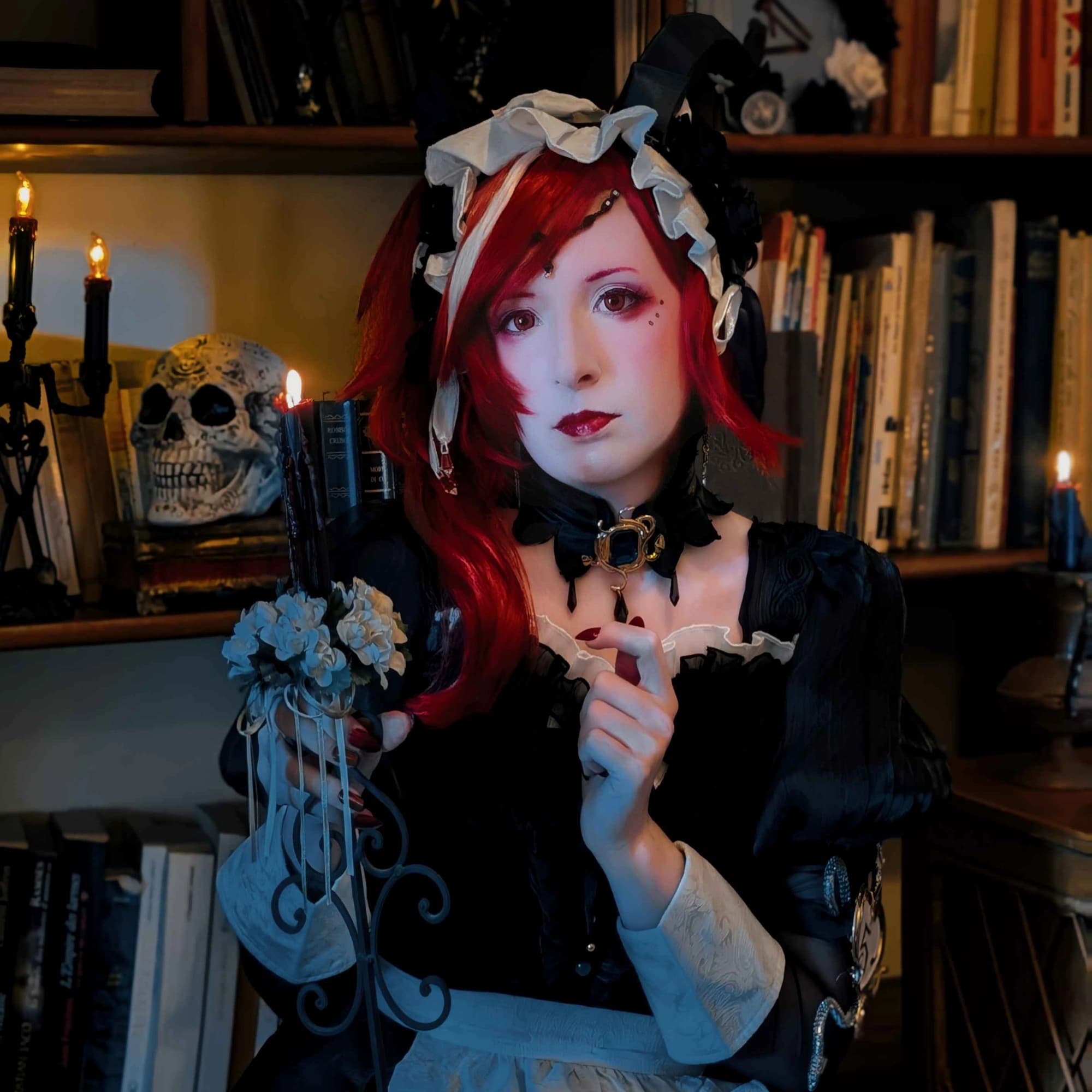 Crimson Identity v - Photo 2