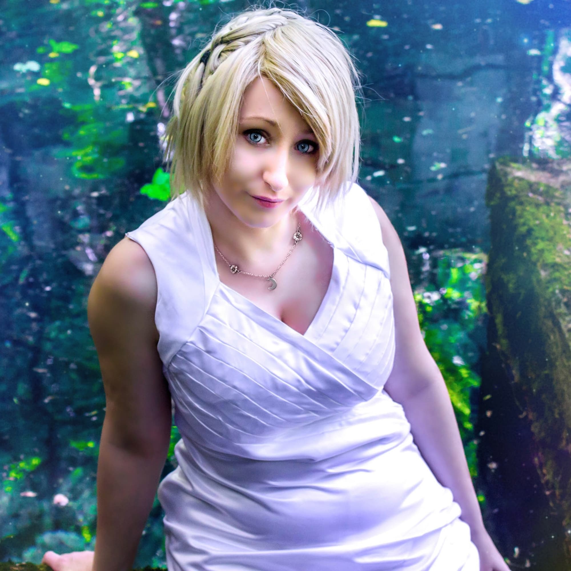 2017 05, Lunafreya  - Final Fantasy cosplay photoshoot cover