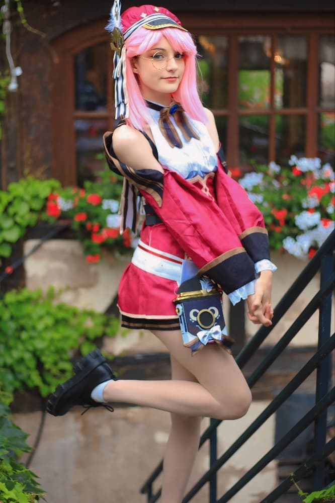 Charlotte  - Photo 3