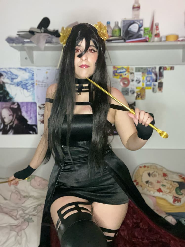 Yor Forger - Photo 32