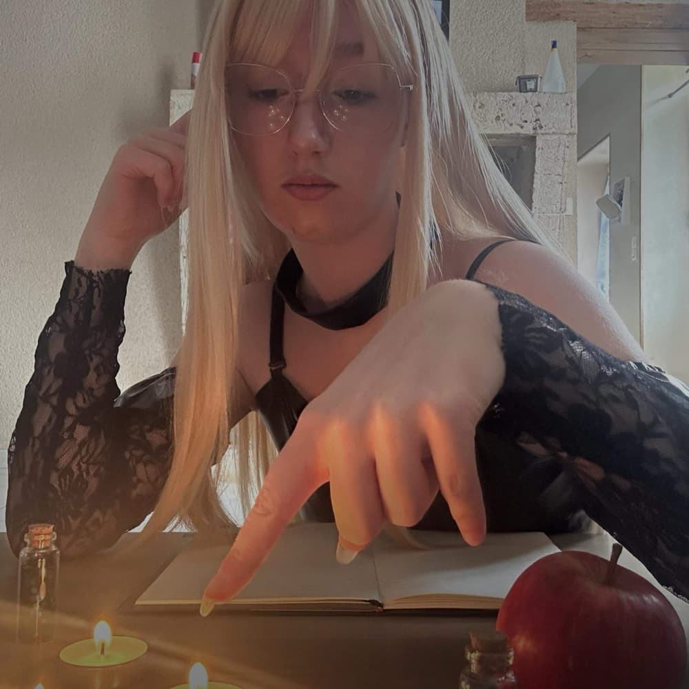 Misa 🍓 - Photo 11