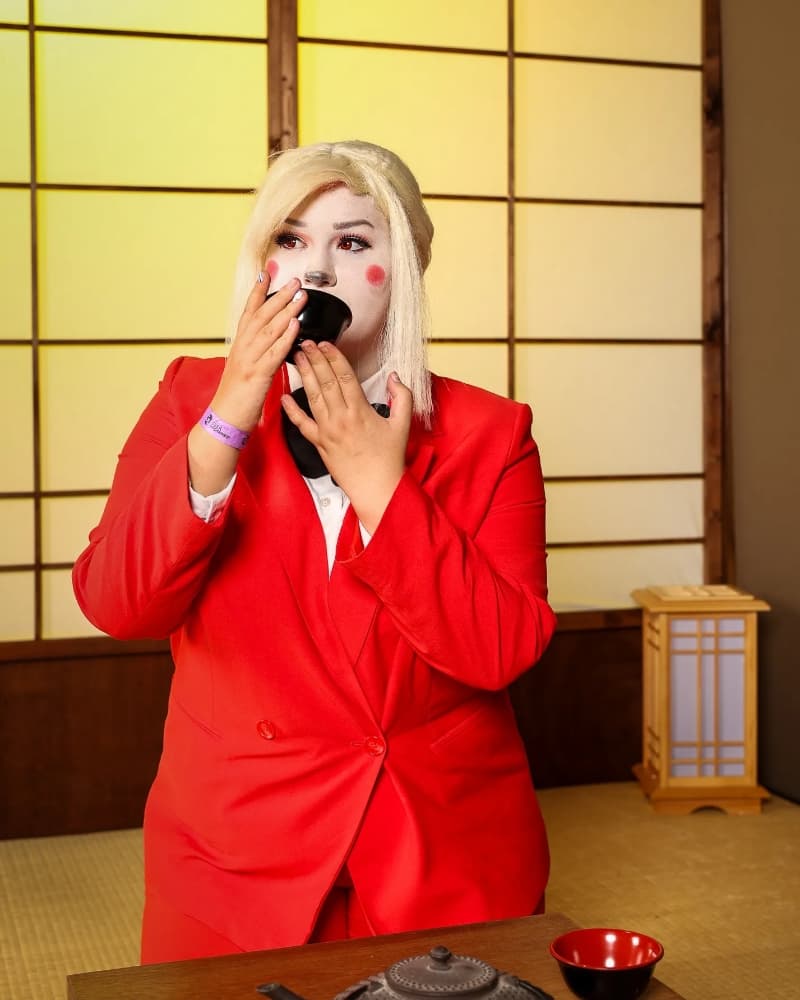 Charlie morningstar  - Photo 1