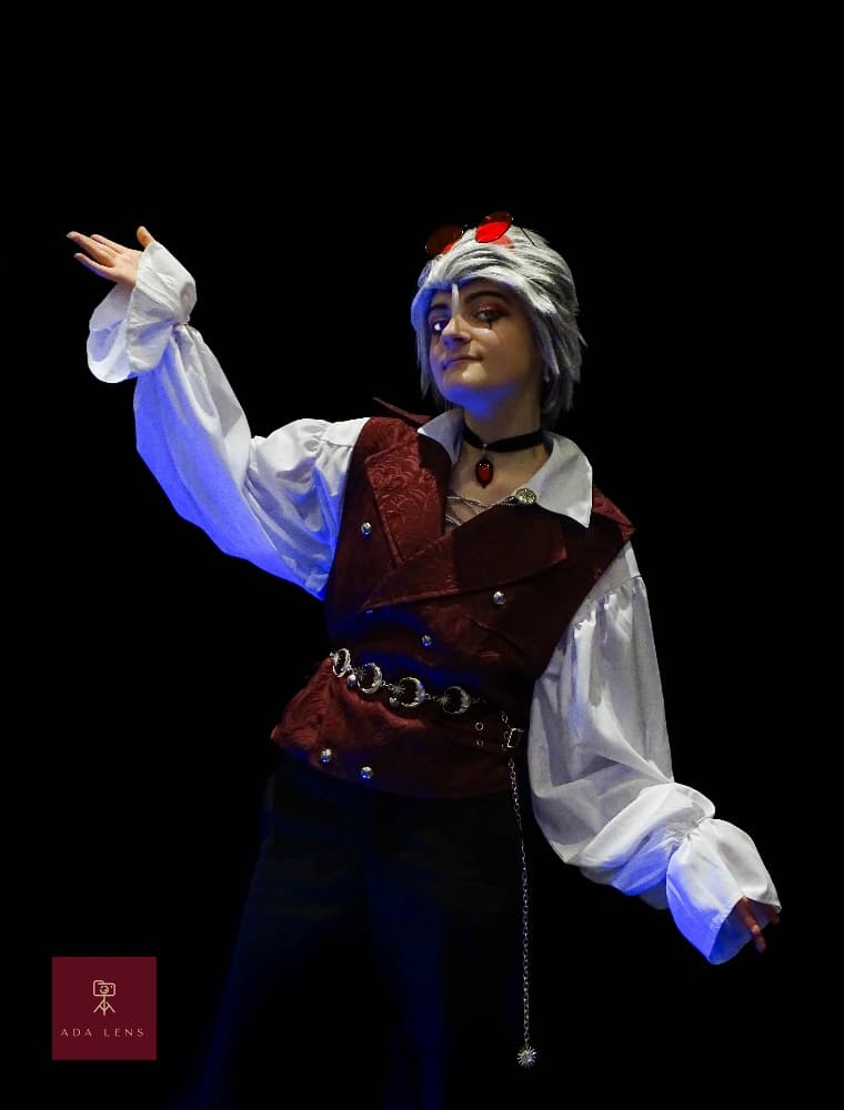 Stolas (human) - Photo 4