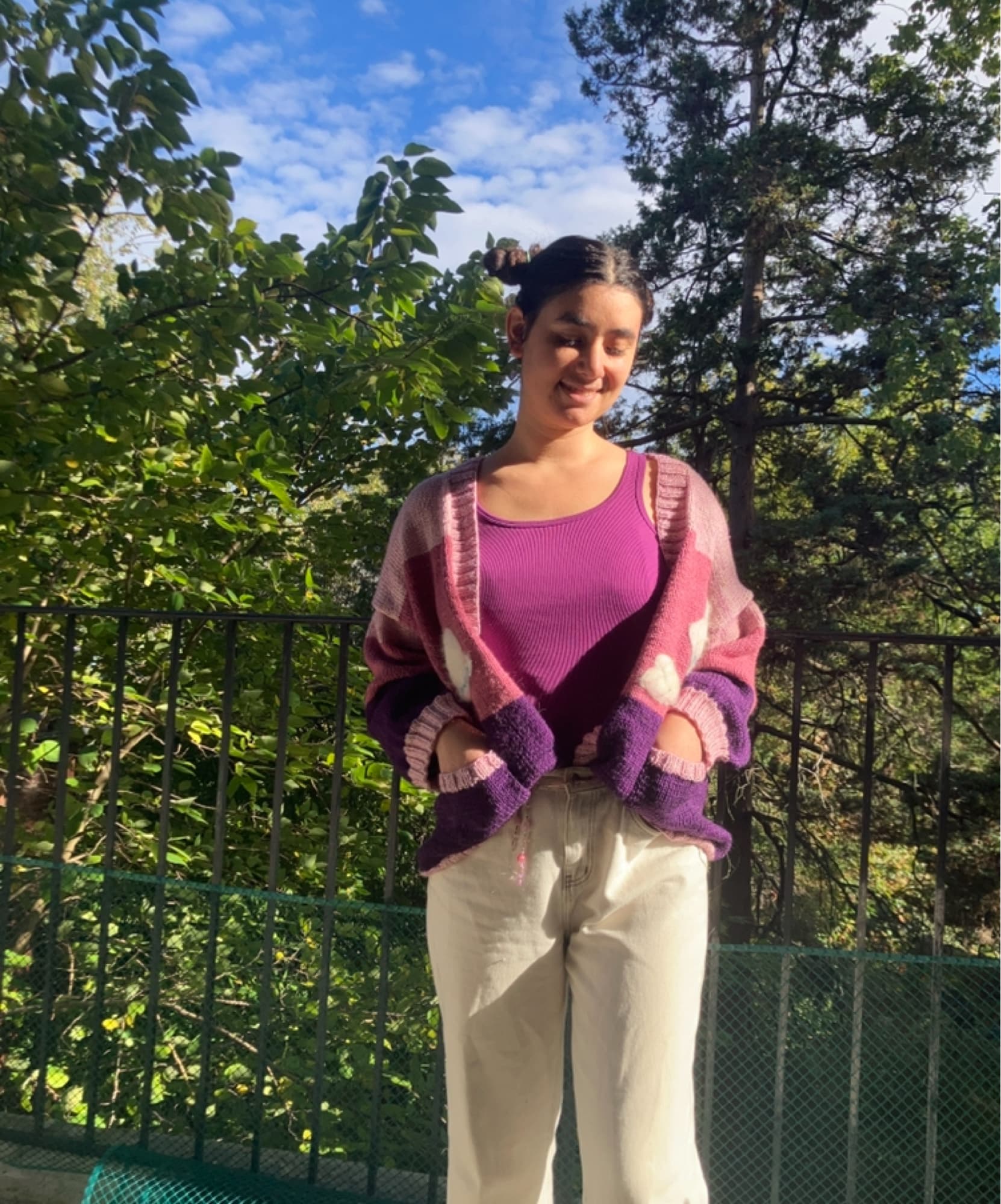 Mor’s Sweater - Photo 2