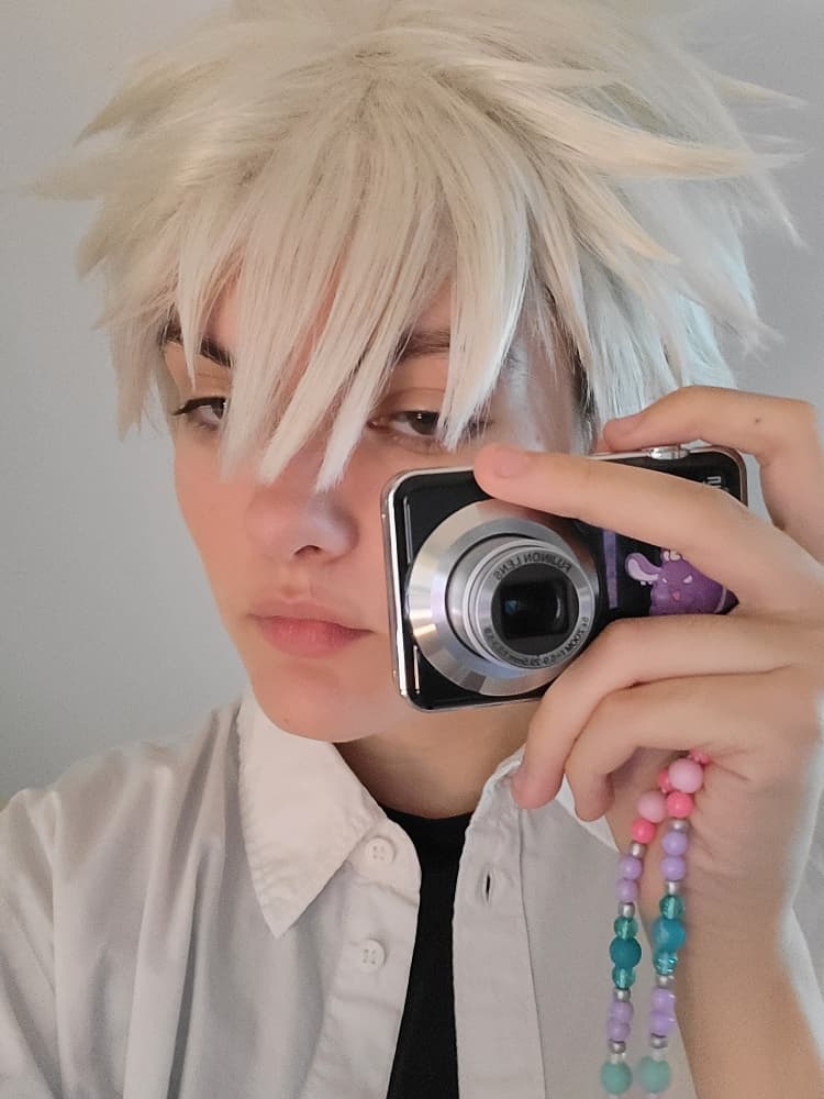  Shooting Selfies - Photo 2