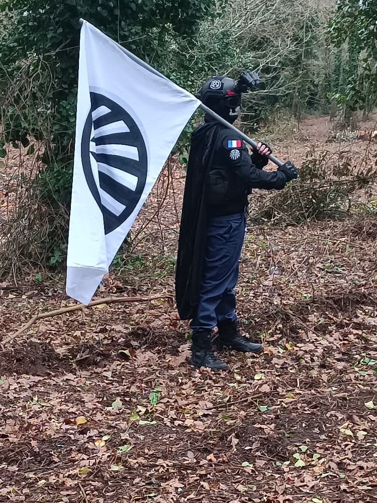 Epsilon-11 N°3 - Photo 2