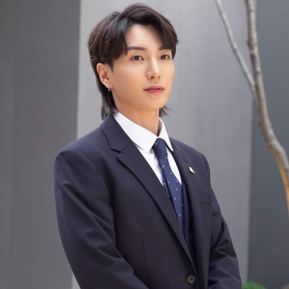 Leeteuk (super junior)