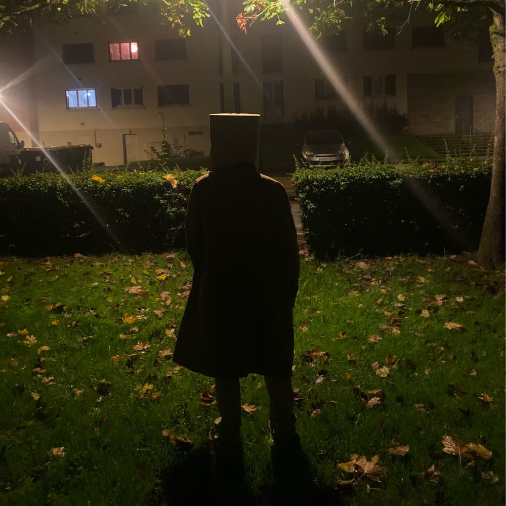 Mono  - Little Nightmares cosplay photoshoot cover