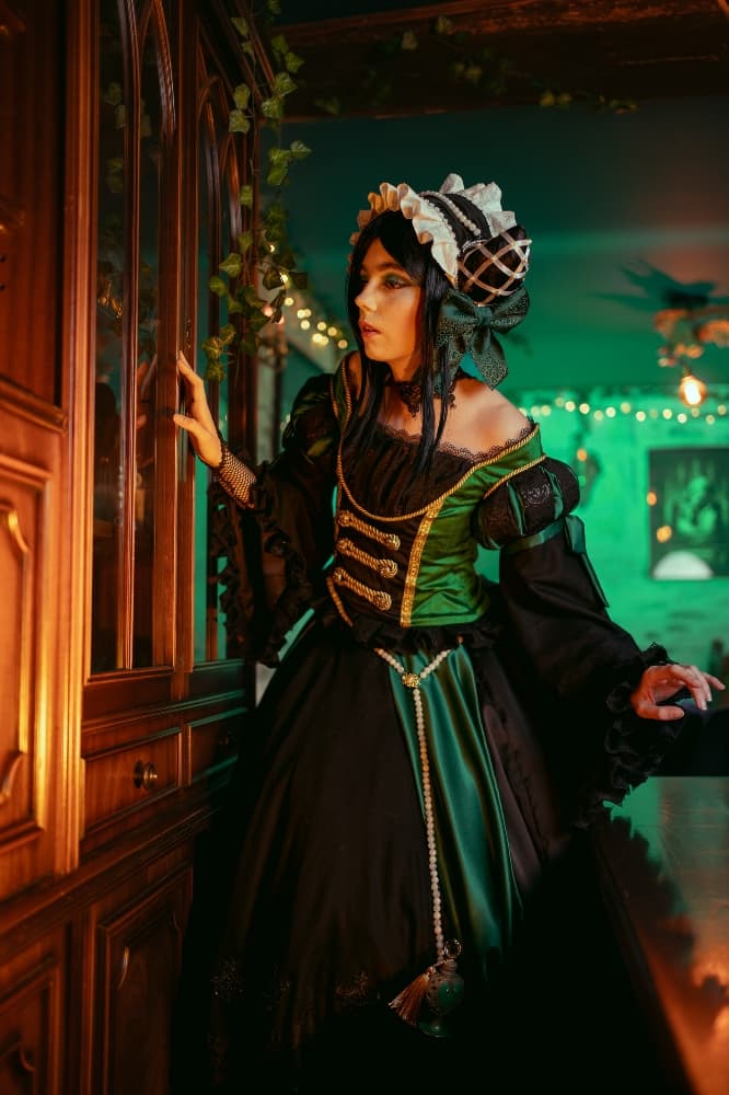 Sieglinde Sullivan  - Photo 5