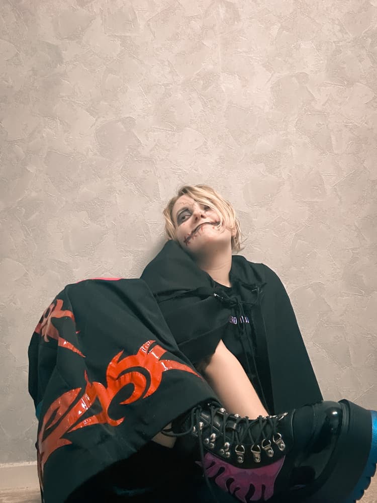 Raver Doll  - Photo 15