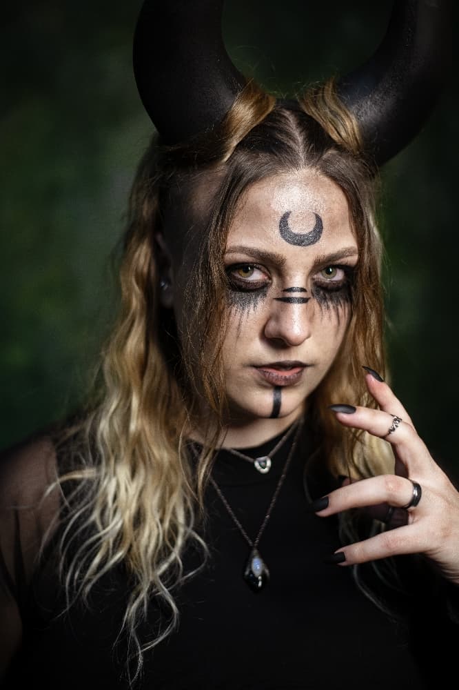 WITCH (V1) - Photo 2