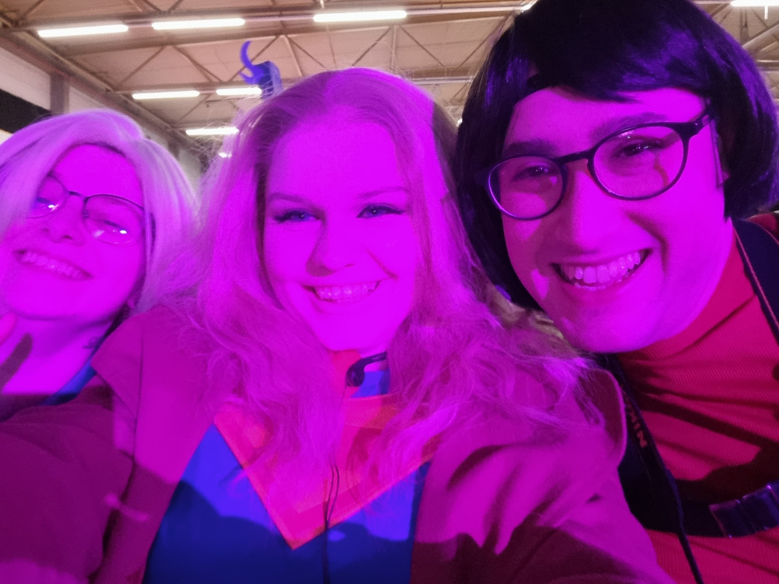 Supergirl conv - Photo 2