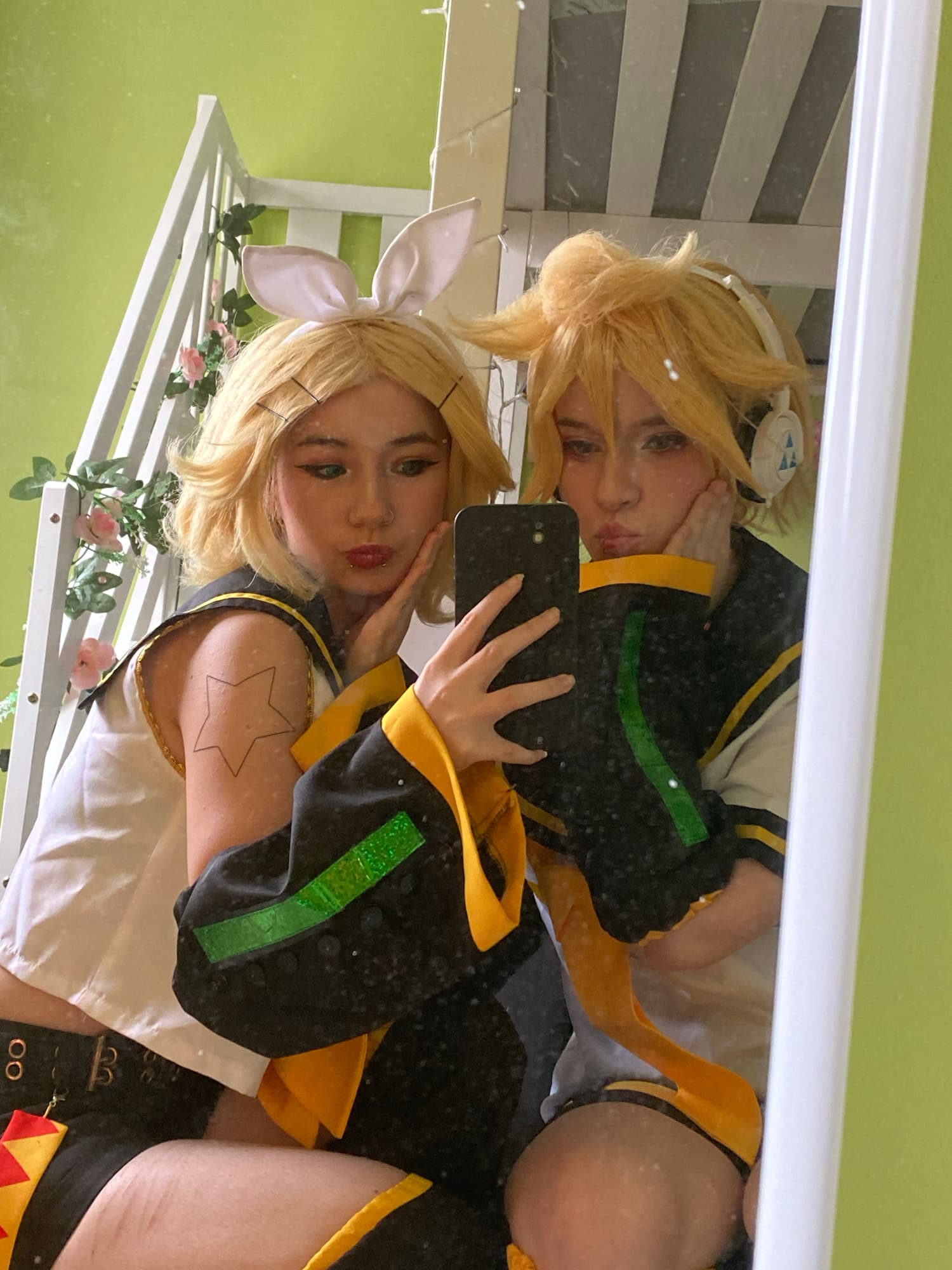 Len and Rin  - Photo 1