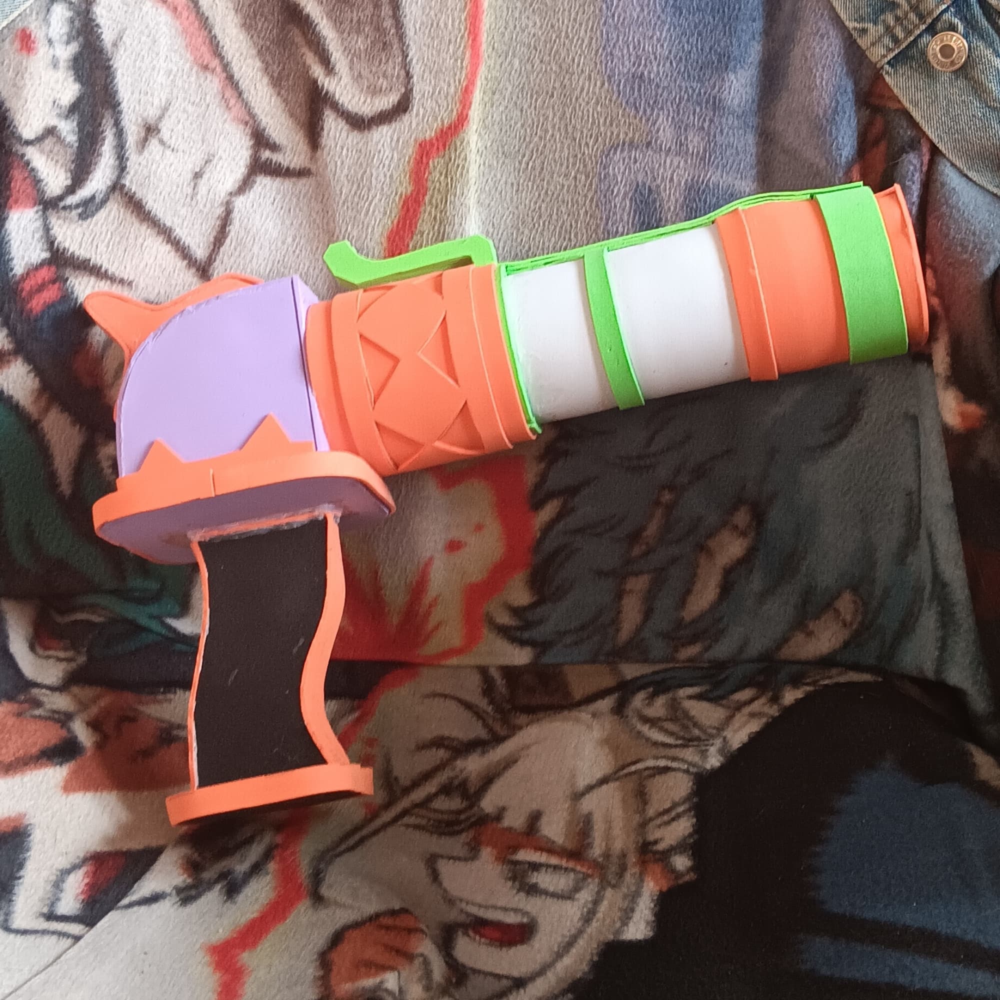 Petit pistolet jinx  - Arcane cosplay photoshoot cover