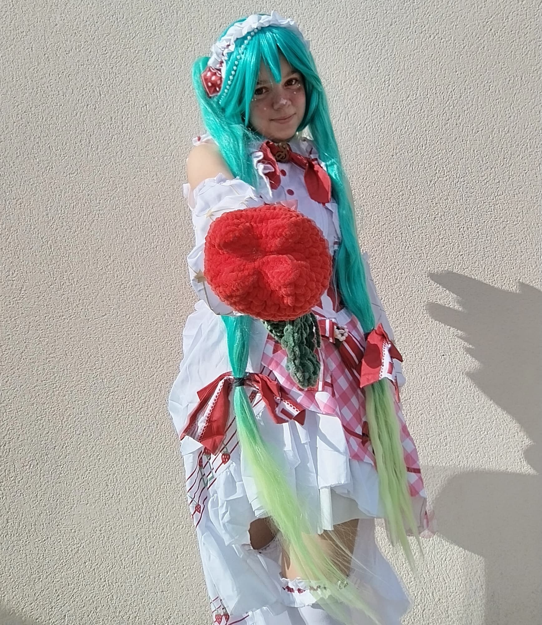 Strawberry Miku 🍓💚 - Photo 8