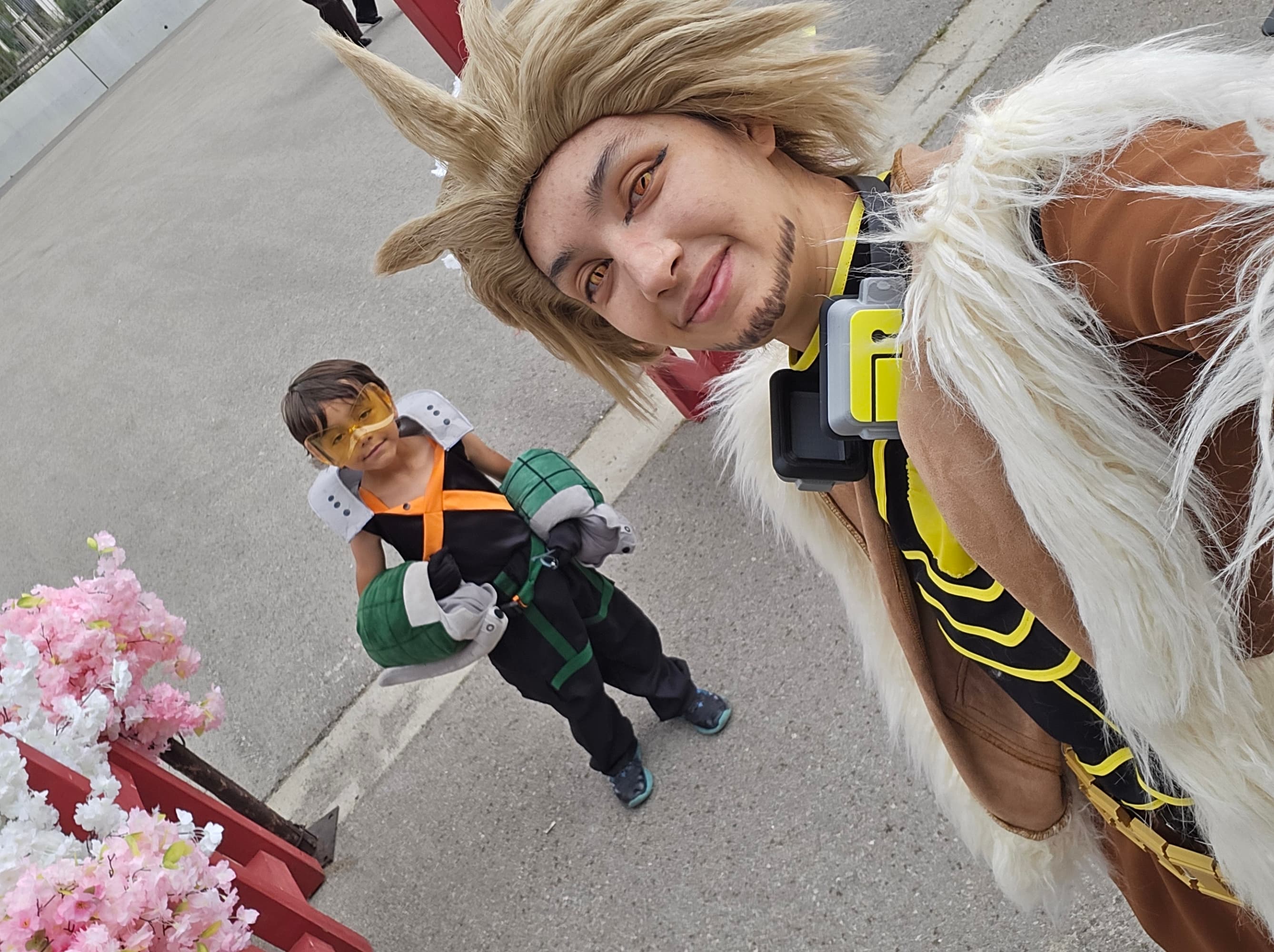 Hawks et mini bakugo - Photo 28