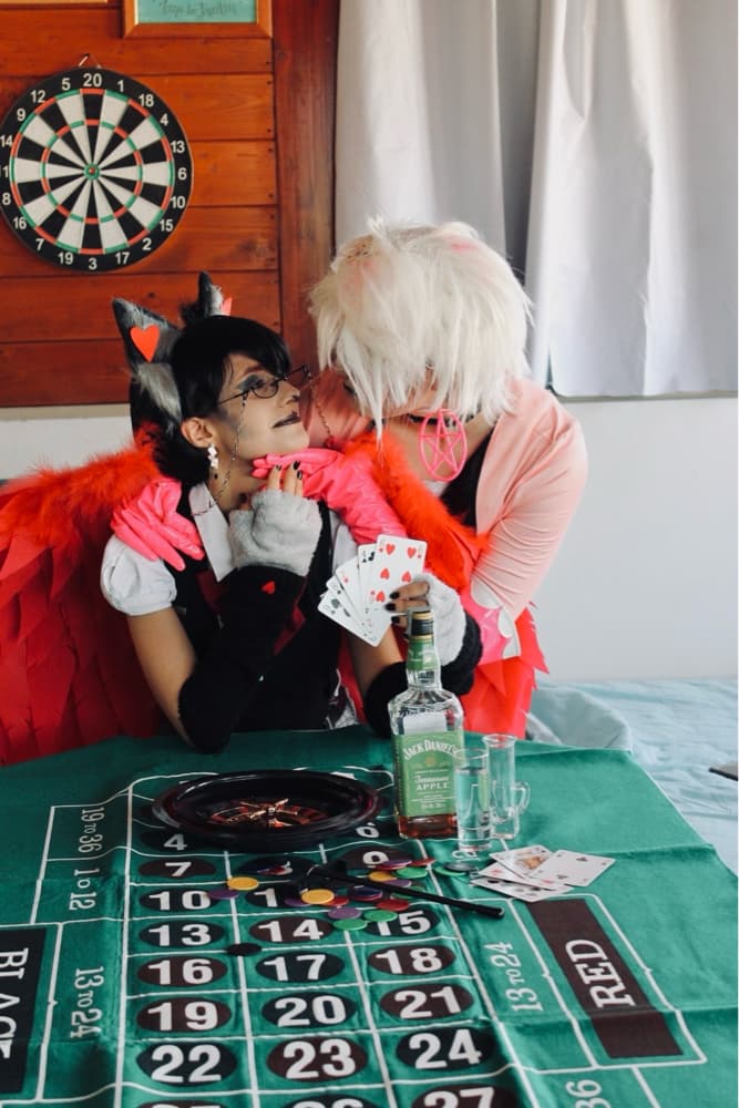 HUSK & ANGEL - Photo 3