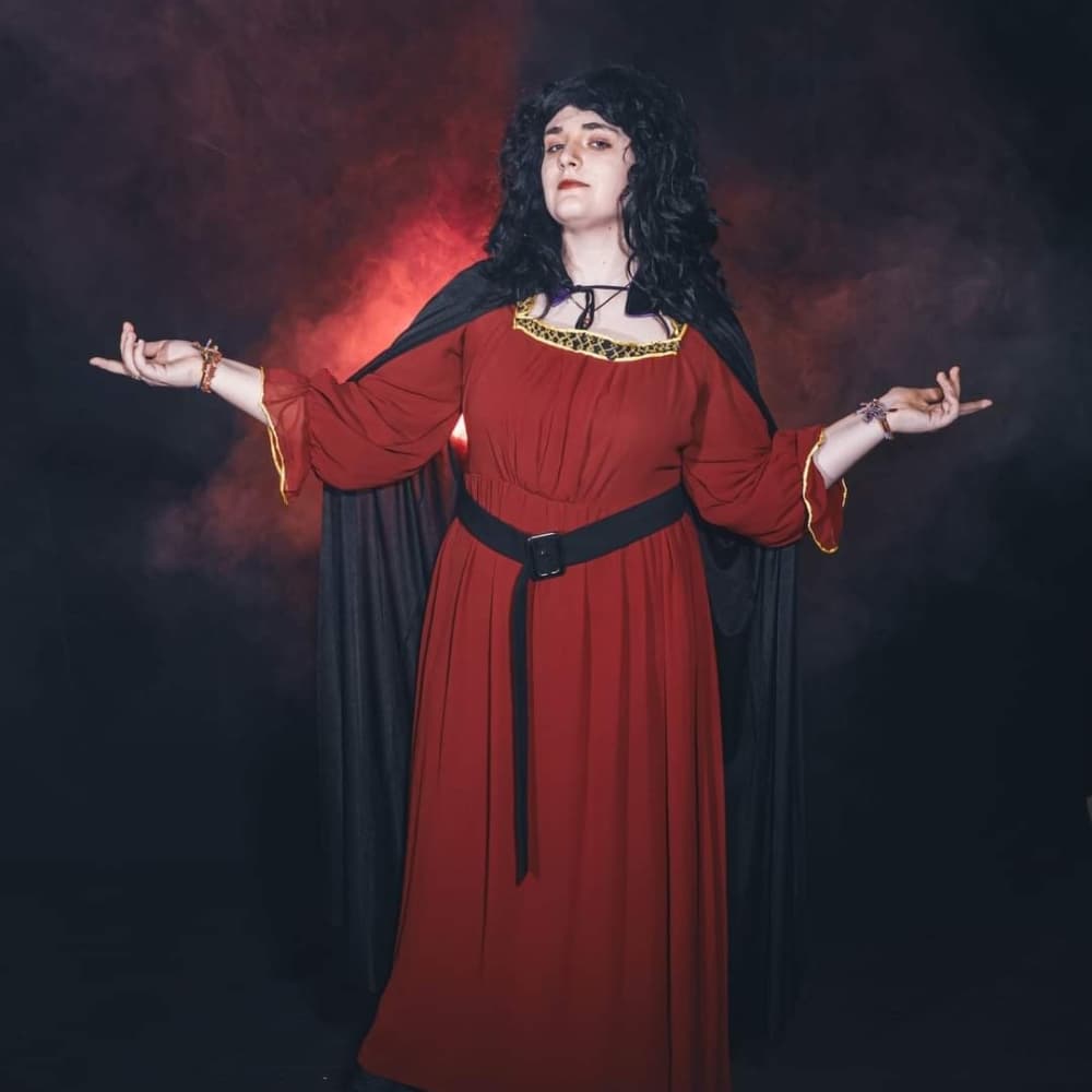 Gothel - Tangled cosplay photoshoot cover