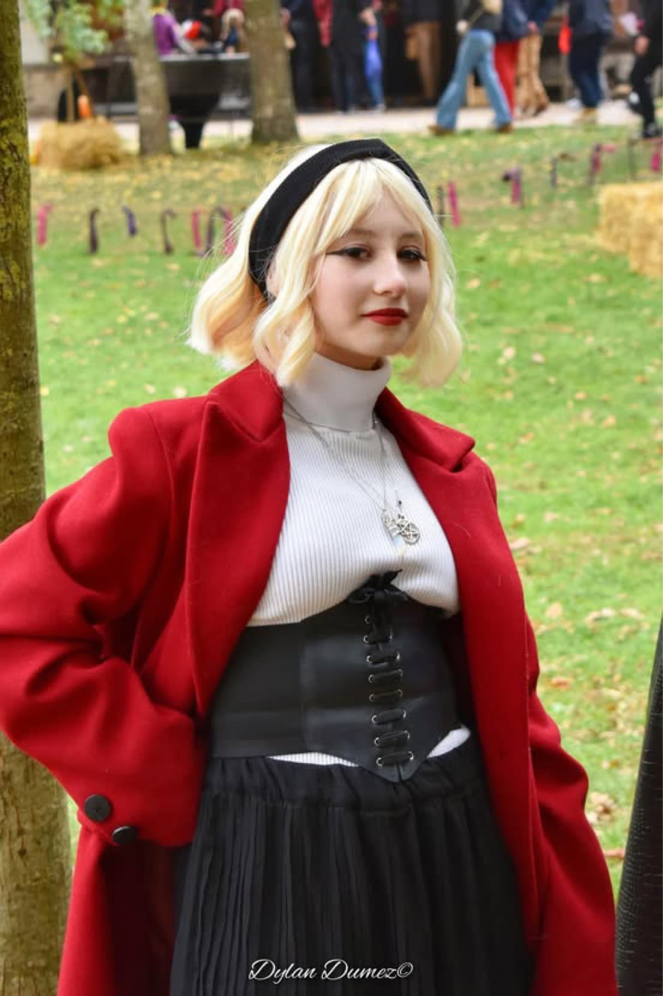 Sabrina Spellman - Photo 1