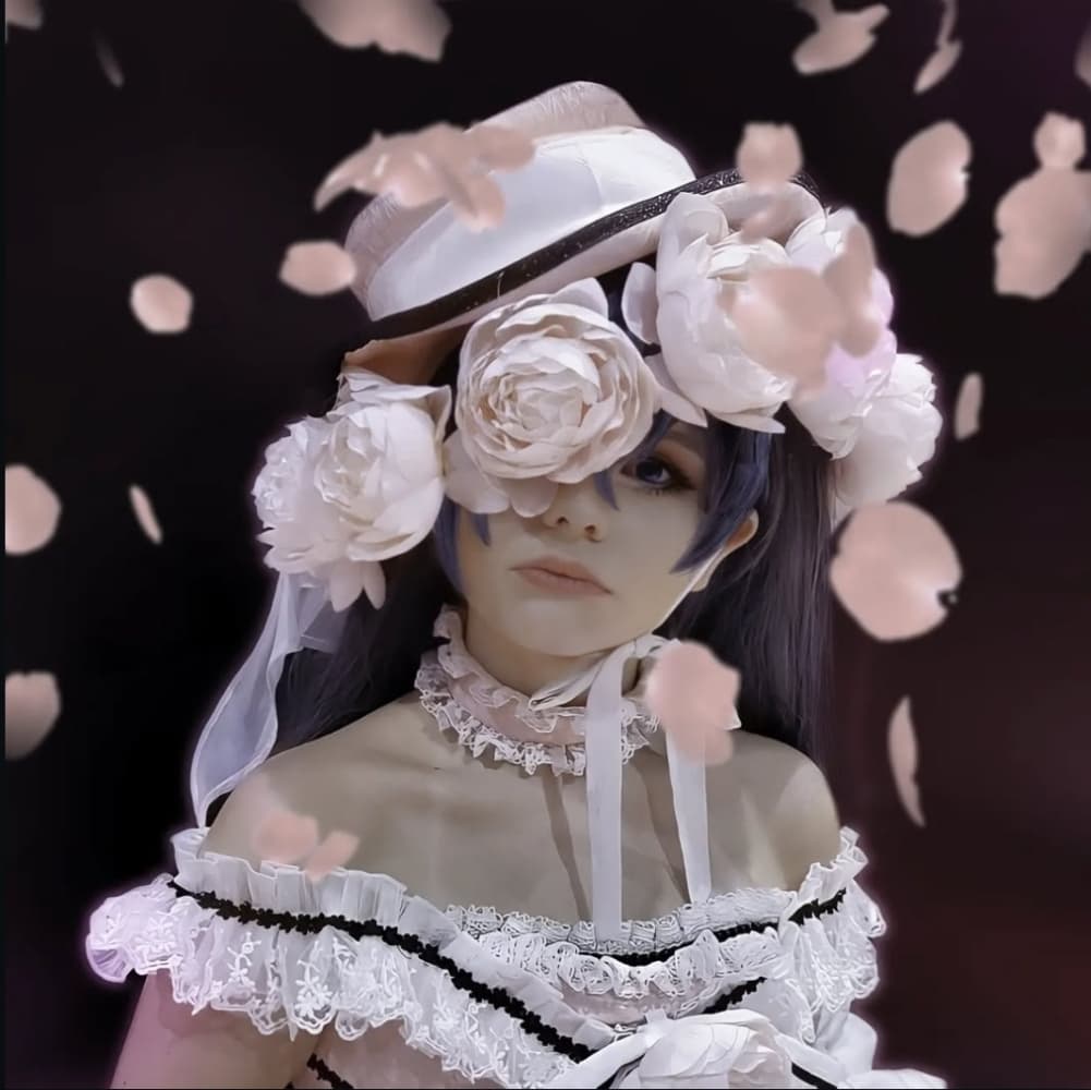 Lady Ciel  - Photo 1