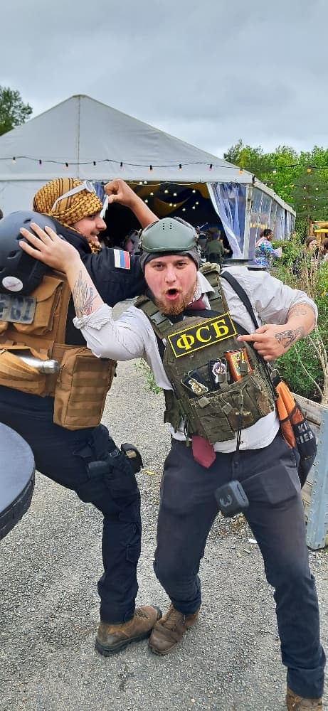 Wolf (golden mask) - Photo 17