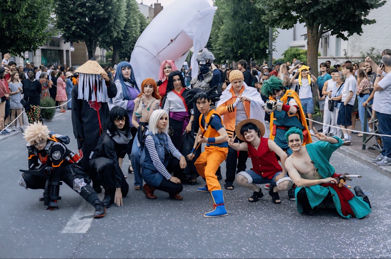 Parade Cosplay - Photo 2