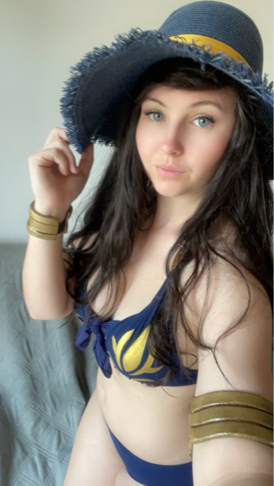 Ashe Pool party - Photo 2